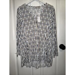 NEW Chico’s Zenergy Tunic Geo Ikat Print Long Sleeve Blue Lotus Size 1 8/10